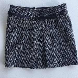 Limited belted tweed skirt